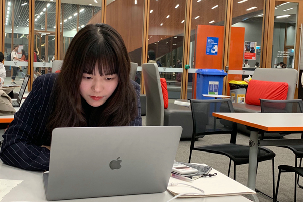 【华广人物】国际交流基金获得者王匀彤:名校读研 梦想花开